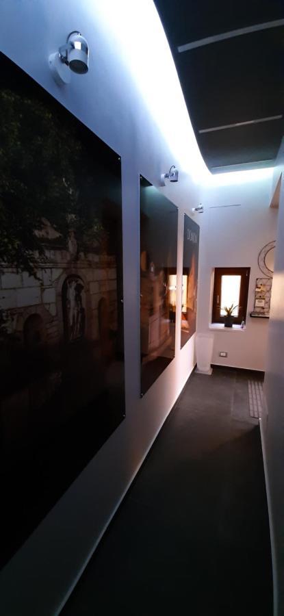 Donjon Suite Centro Storico Кастельбуоно Екстер'єр фото